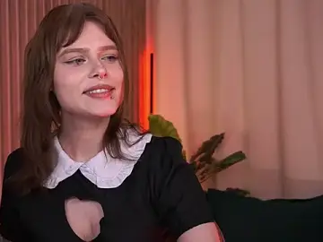 Stripchat Nude Webcam of LunaSilvermoon