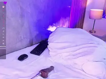 Stripchat Live Sex of MelanyHolsen