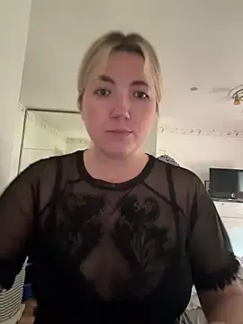 Stripchat Live Porn of LauraStarr