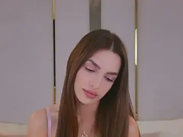Stripchat Best Webcam of BellaHalles