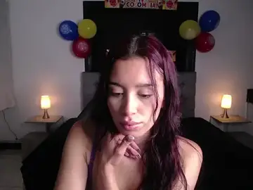 Stripchat Watch Live Sex Cams of _Mia_Evans_1