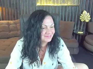 Stripchat Best live sex cam show of IrissMoon