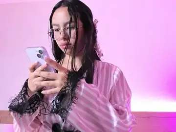 Stripchat Live Sex Cam of DaphneValucci
