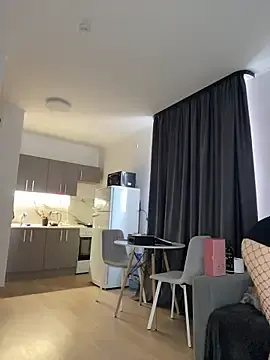 Stripchat Live Sex of April_Purr