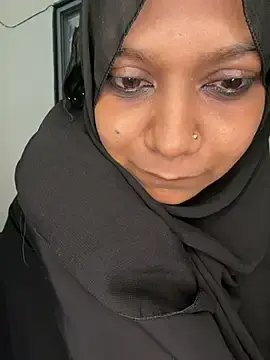 Stripchat Live Porn of Malika_Secrets