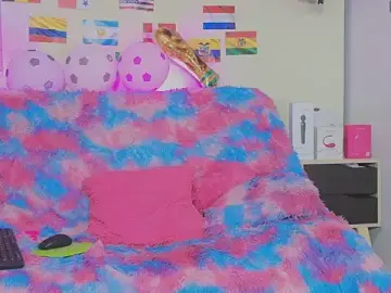 Stripchat Best live sex cam show of Nyra_Queen