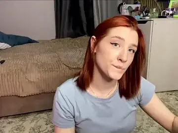 Stripchat Adult Webcam of EwaDerobertis