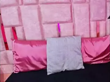 Stripchat Best live sex cam show of saraa_noa
