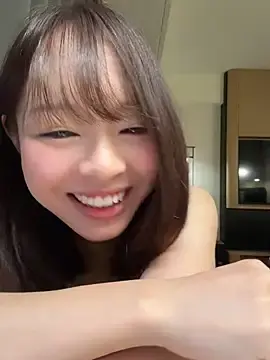 Stripchat Sex Chat of HappySadGirl