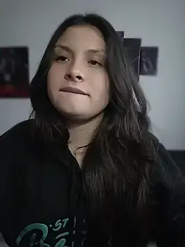 Stripchat Free Live Porn of yessica_gomez01