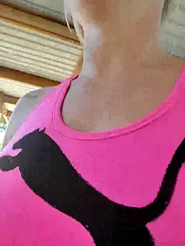 Stripchat Sex Chat of POPPY_XO