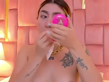 Stripchat Adult Video Chat of LiahRose_