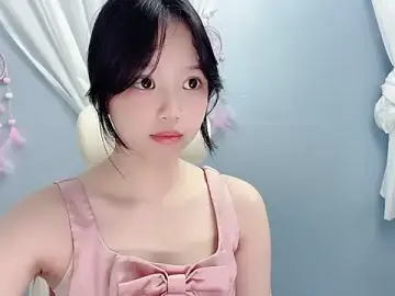 Stripchat Live Sex Cam of Yanys521
