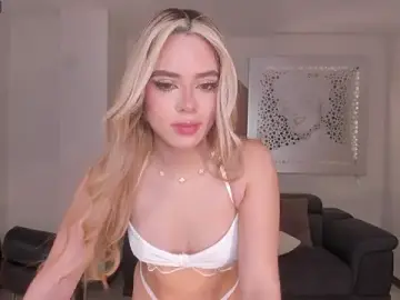 Stripchat Free Live Porn of JuanitaClay