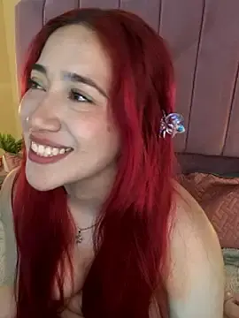 Stripchat Live Sex of Celestee15_