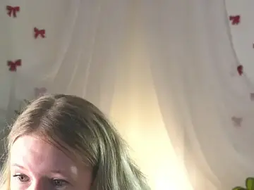 Stripchat Live Sex of MaydaFoulk