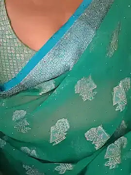 Stripchat Nude Webcam of Luckypapa_telugu