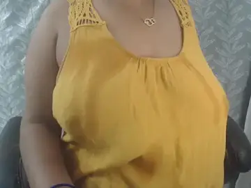 Stripchat Free Live Porn of cute-priy
