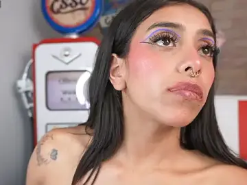 Stripchat Nude Webcam of miss_collins