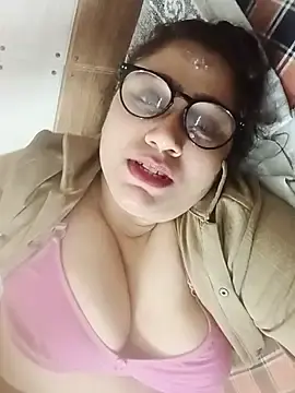 Stripchat Live Porn of yourchahat27