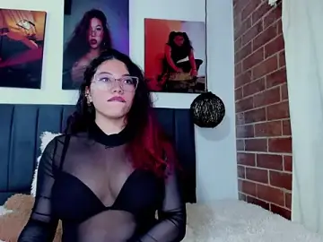 Stripchat Free Live Porn of kyliejenner_hot
