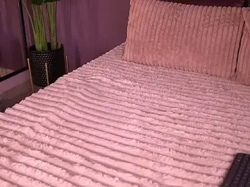 Stripchat Best live sex cam show of IzzyWild
