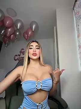 Stripchat Adult Webcams of mi_suk11