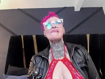 Stripchat Watch Live Sex Cams of mistress_sandy