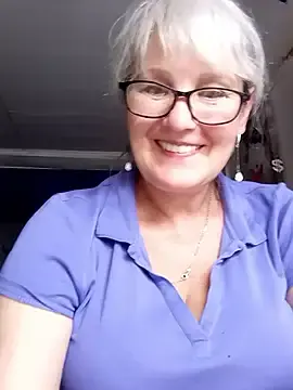 Stripchat Free Live Porn of irinamaux