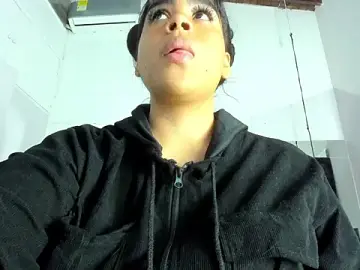 Stripchat Adult Webcam of EmmadaSilva