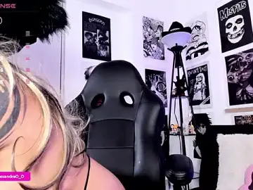 Stripchat Sex Cam of Lexyjoycce