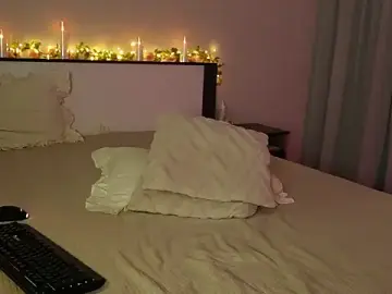 Stripchat Adult Webcam of Undertheskin