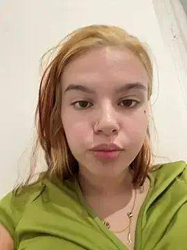 Stripchat Sex Cam of cristinaculona