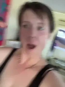 Stripchat Adult Webcam of CUMFOREVERY1nTitTiES2