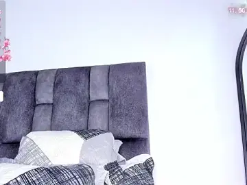 Stripchat Sex Cam of emily_fox1