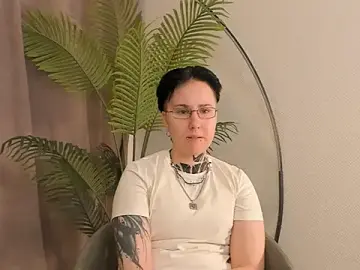 Stripchat Best Webcam of LeonOsbey