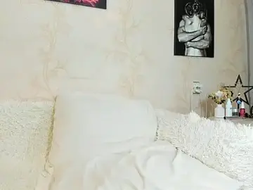 Stripchat Live Sex Cam of EmmaAmazingEyes