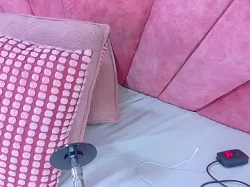 Stripchat Live Sex Cam of Miia_Anderson
