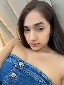 Stripchat Adult Webcam of __amcutefatima