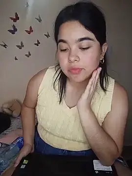 Stripchat Live Sex Cam of MiiaHott_W