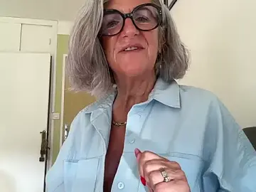 Stripchat Live Sex of NaughtyMonicaUK