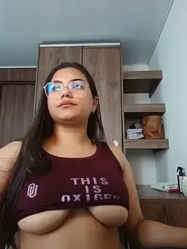 Stripchat Live Sex of Renata_lizcano