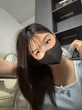 Stripchat Live Sex Cam of Xiaoeve04