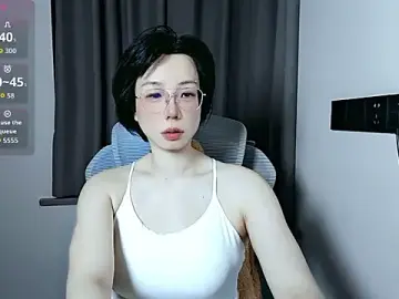 Stripchat Live Sex Cam of lin_lin_520_520