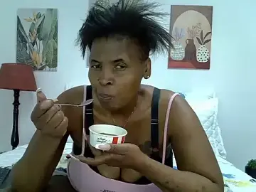 Stripchat Watch Live Sex Cams of BlackBeautyJuXx