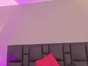Stripchat Adult Webcam of JadeHearrt