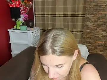 Stripchat Free Porn Cam of Andrada_1