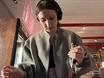 Stripchat Sex Cam of SuzanMoote