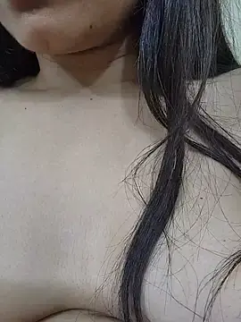 Stripchat Sex Cam of CuteSarikaLIVE