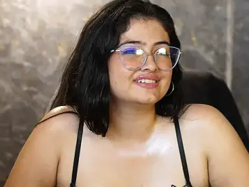 Stripchat Live Sex Cam of Madison_Flame